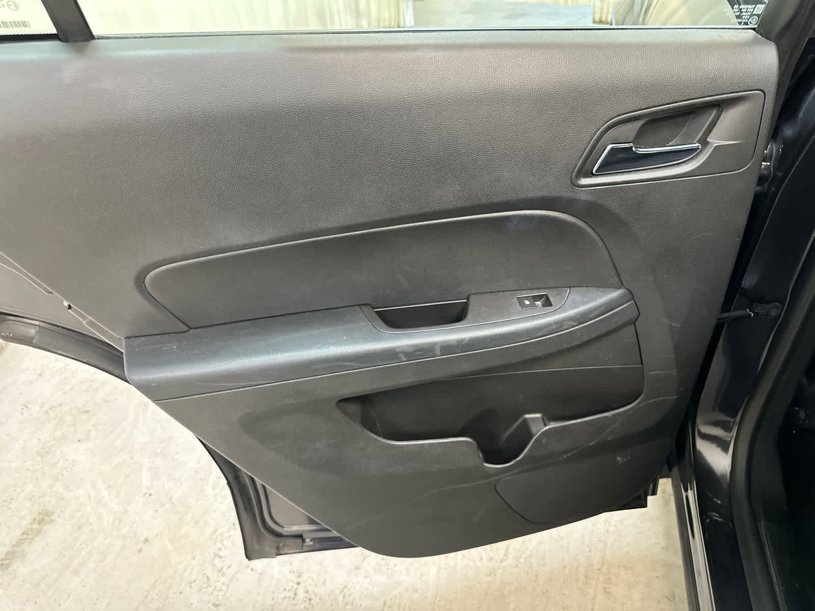 Used 2016 Chevrolet Equinox LS AWD/4WD image 12