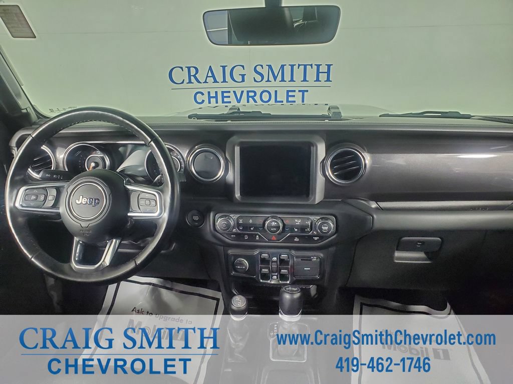 Used 2022 Jeep Wrangler Unlimited Sahara AWD/4WD image 16
