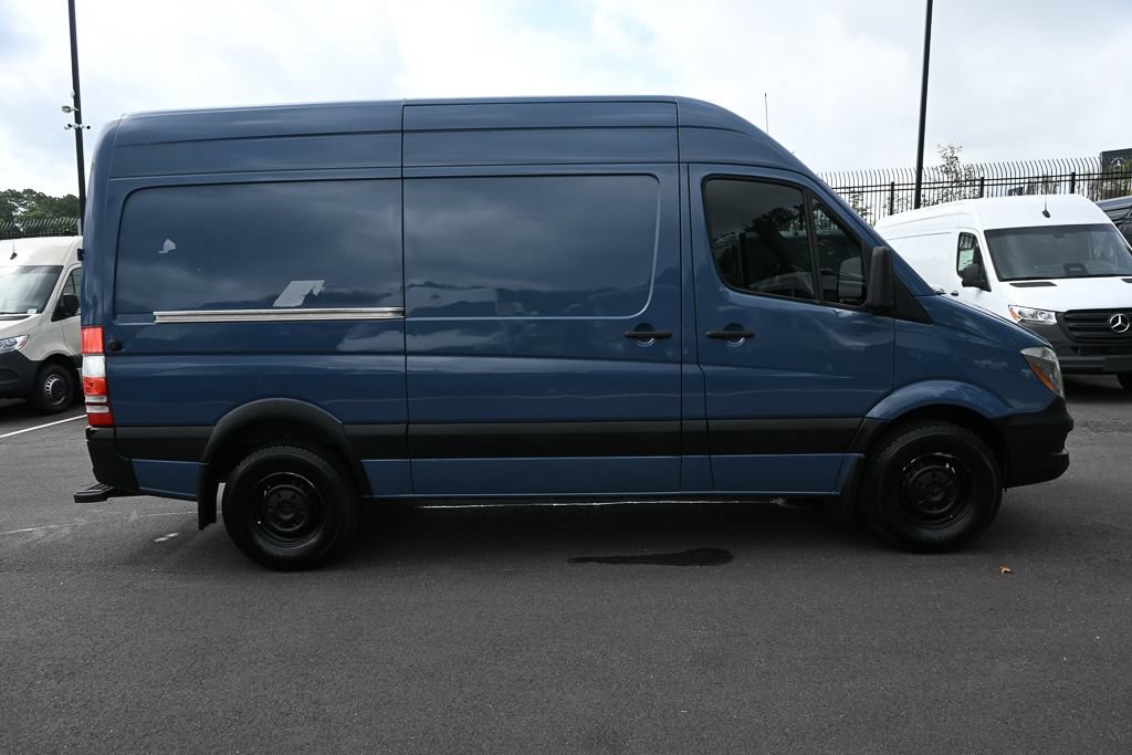 Used 2018 Mercedes-Benz Sprinter 2500 image 19