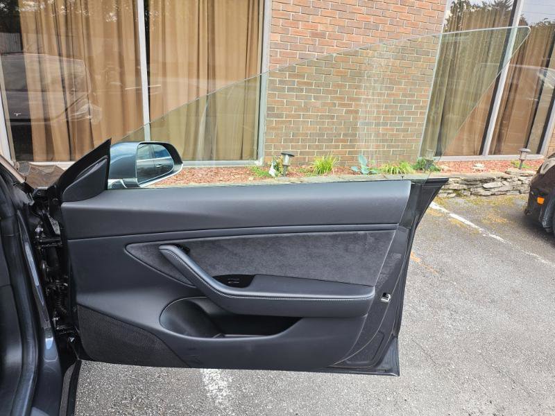 Used 2018 Tesla Model 3 Long Range AWD/4WD image 54