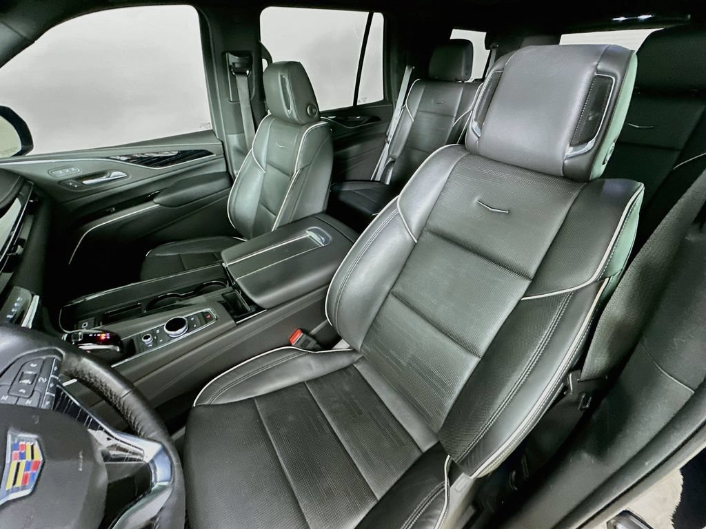 Used 2023 Cadillac Escalade Sport w/ Touring Package AWD/4WD image 27