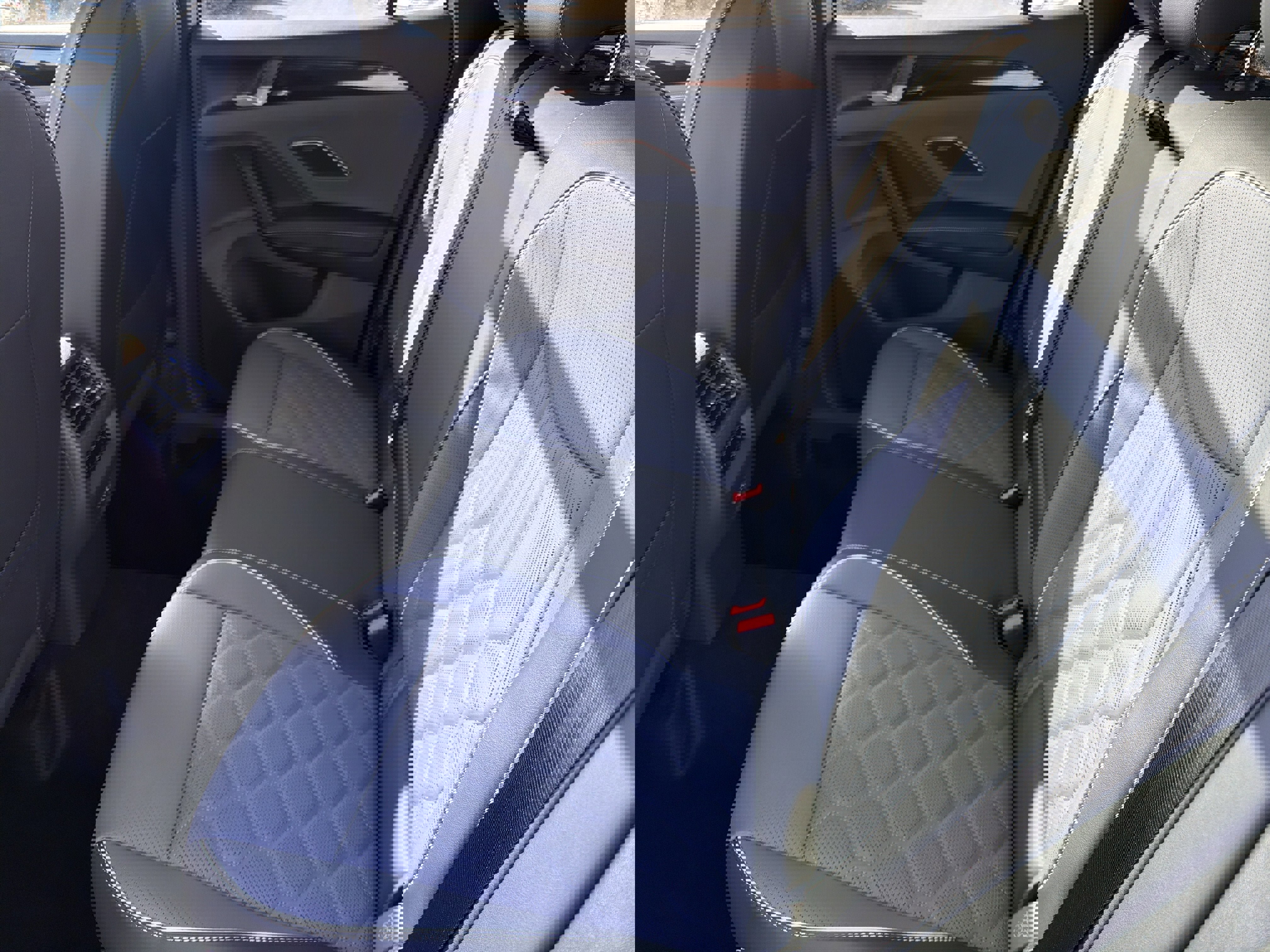 New 2026 Volkswagen Tiguan SEL R-Line image 28