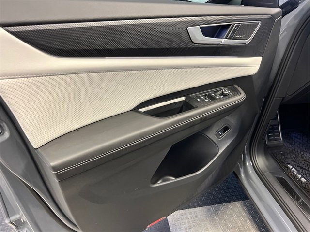 New 2026 Volkswagen Atlas Cross Sport SEL Premium R-Line image 8