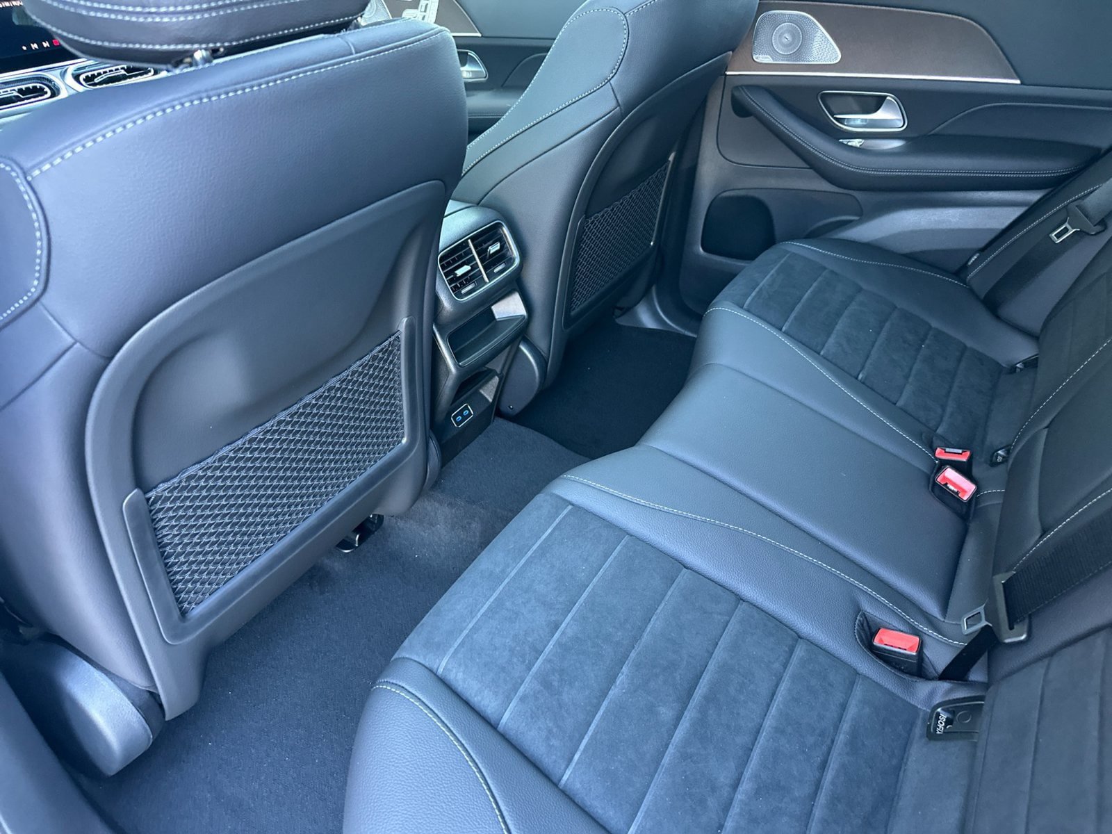 New 2027 Mercedes-Benz GLE 450 4MATIC Coupe image 12