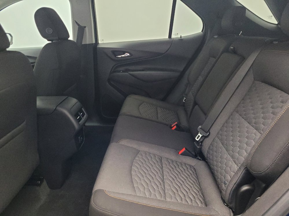 Used 2019 Chevrolet Equinox LT image 18