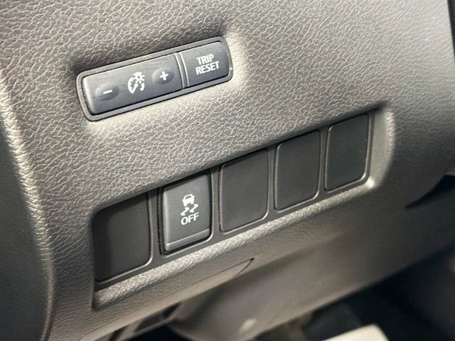 Used 2020 Nissan Murano S image 10