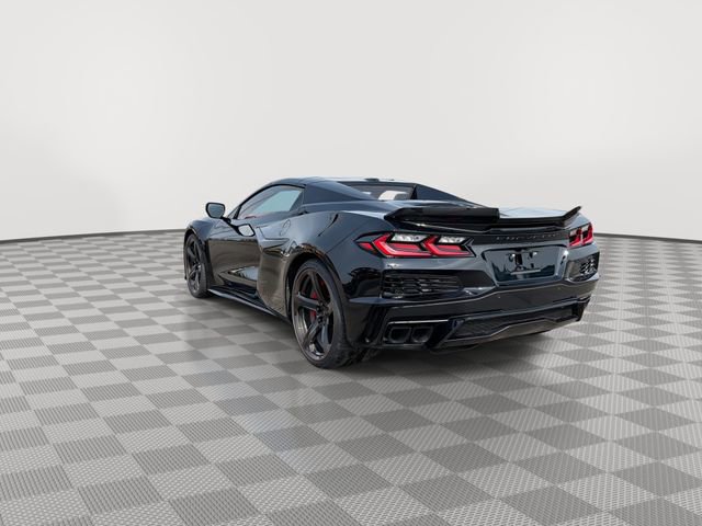 Used 2025 Chevrolet Corvette E-Ray w/ Stealth Interior Trim Package AWD/4WD image 8