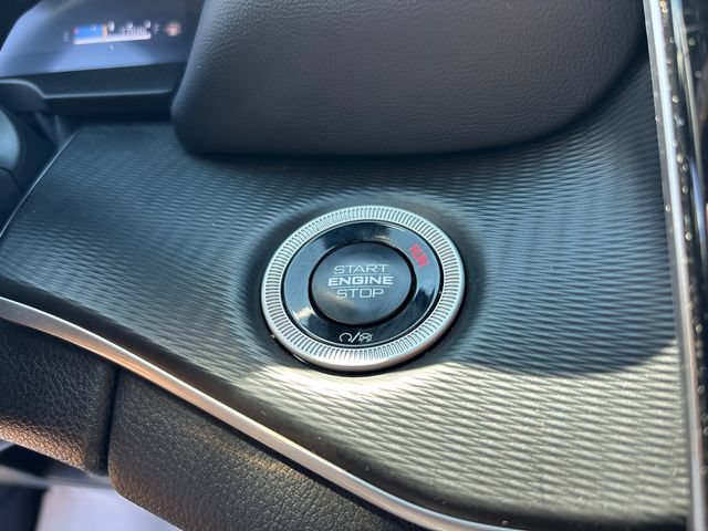 Used 2025 Jeep Grand Cherokee L Laredo w/ Luxury Tech Group I AWD/4WD image 18