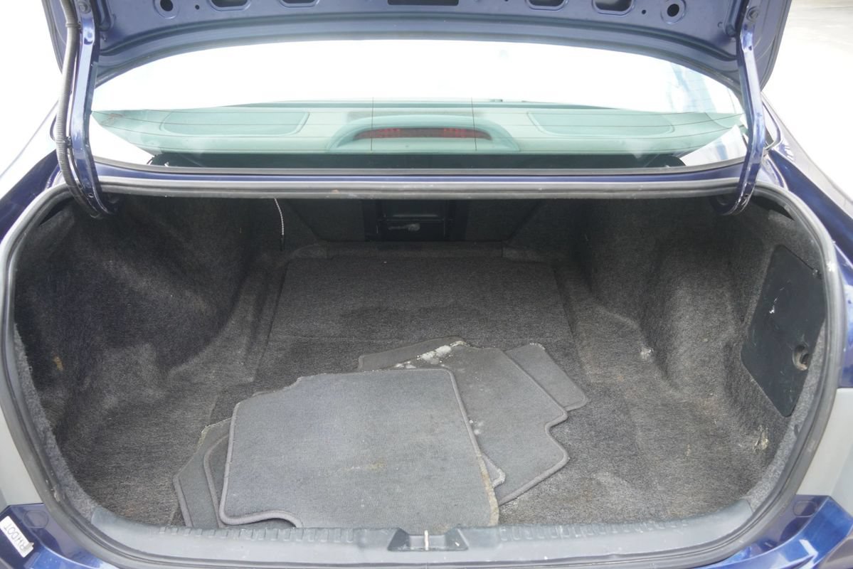 Used 2004 Honda Accord LX image 30