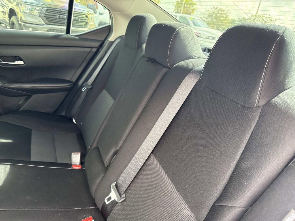 Certified 2021 Nissan Sentra SV FWD image 14