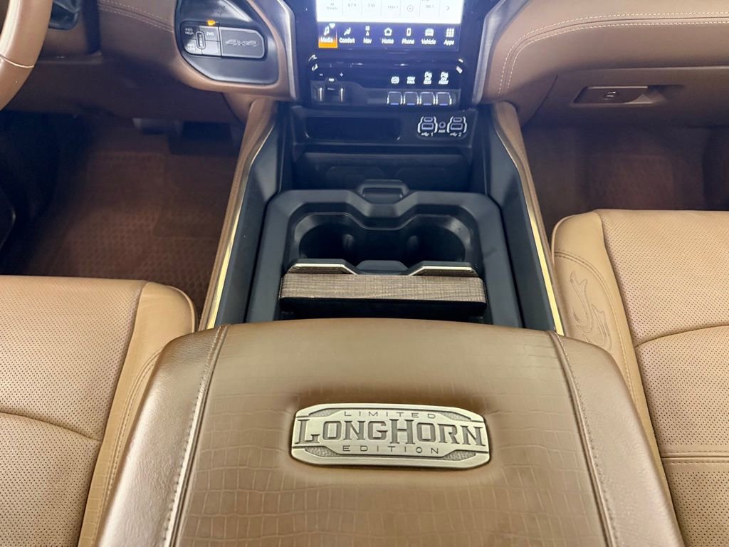 Used 2024 RAM 2500 Limited w/ Towing Technology Group image 17