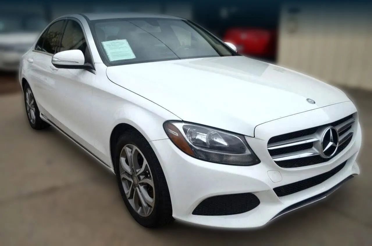 Used 2015 Mercedes-Benz C 300 Sedan image 14