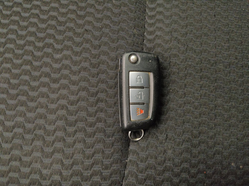 Used 2020 Nissan Rogue Sport S w/ Appearance Package FWD image 32
