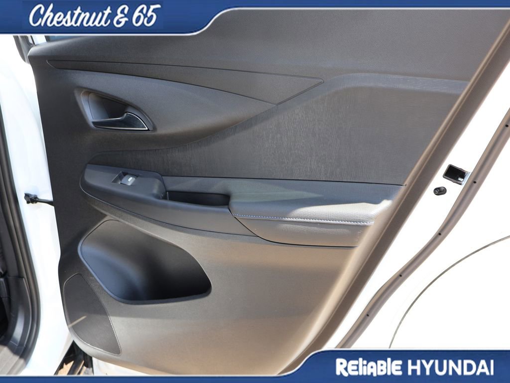 Used 2024 Buick Envista Sport Touring w/ Convenience I Package image 12