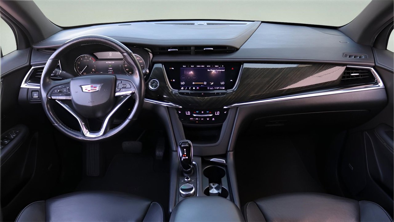 Used 2020 Cadillac XT6 Premium Luxury image 14