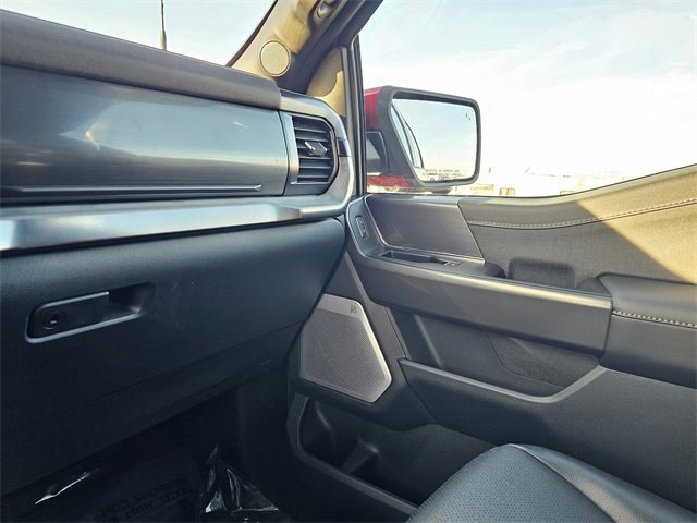 New 2025 Ford F150 Lariat w/ Equipment Group 502A High image 27