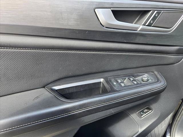 Used 2024 Volkswagen Atlas Cross Sport SE AWD/4WD image 20