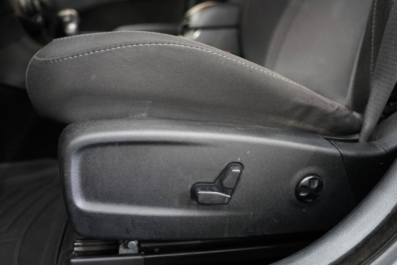 Used 2018 Dodge Charger R/T RWD image 24
