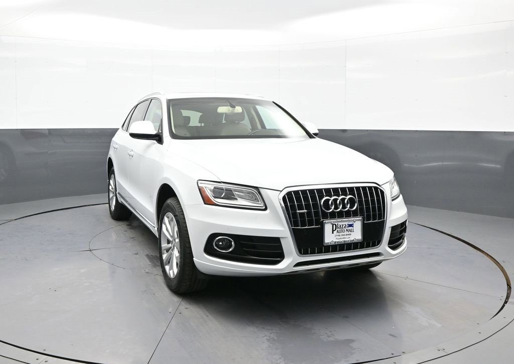 Used 2016 Audi Q5 2.0T Premium Plus w/ Technology Package image 3