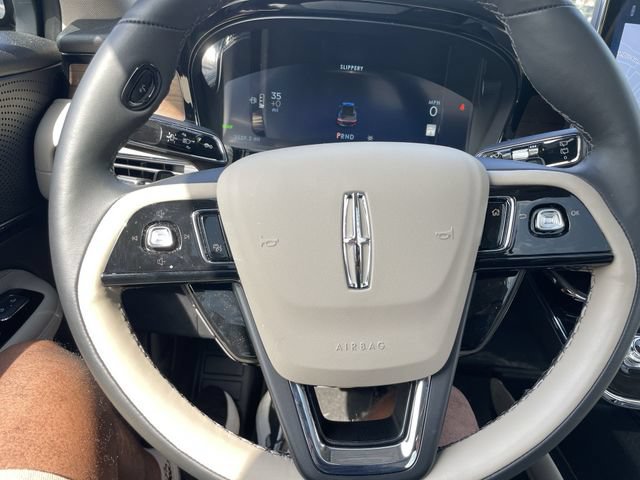 New 2025 Lincoln Corsair Grand Touring w/ Equipment Group 301A AWD/4WD image 14