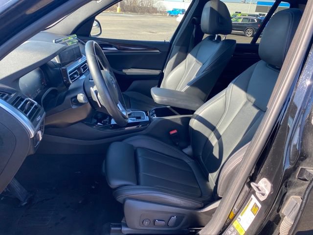 Used 2024 BMW X3 xDrive30i AWD/4WD image 16