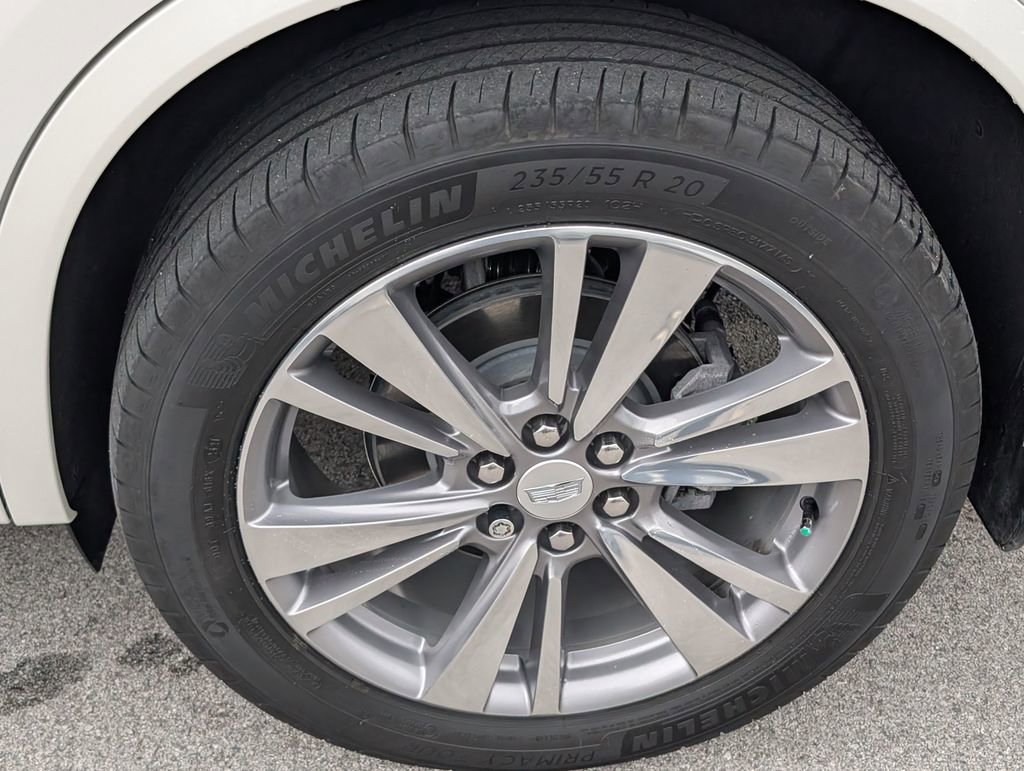 Used 2022 Cadillac XT6 Premium Luxury w/ Technology Package image 26