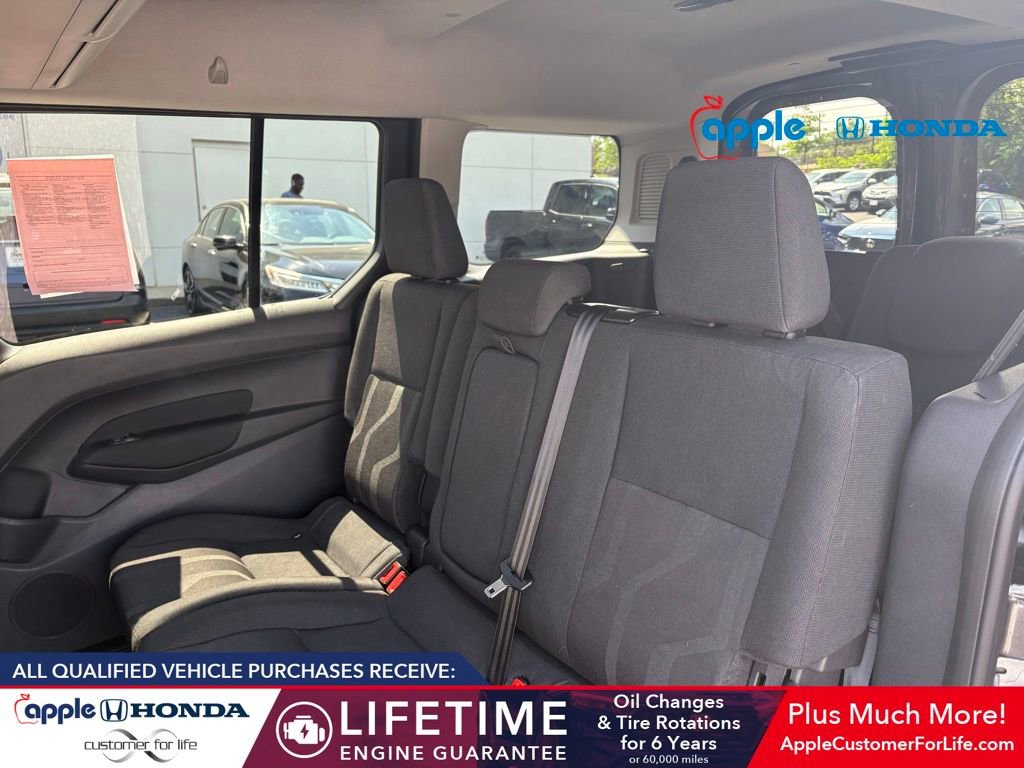 Used 2015 Ford Transit Connect XLT FWD image 5