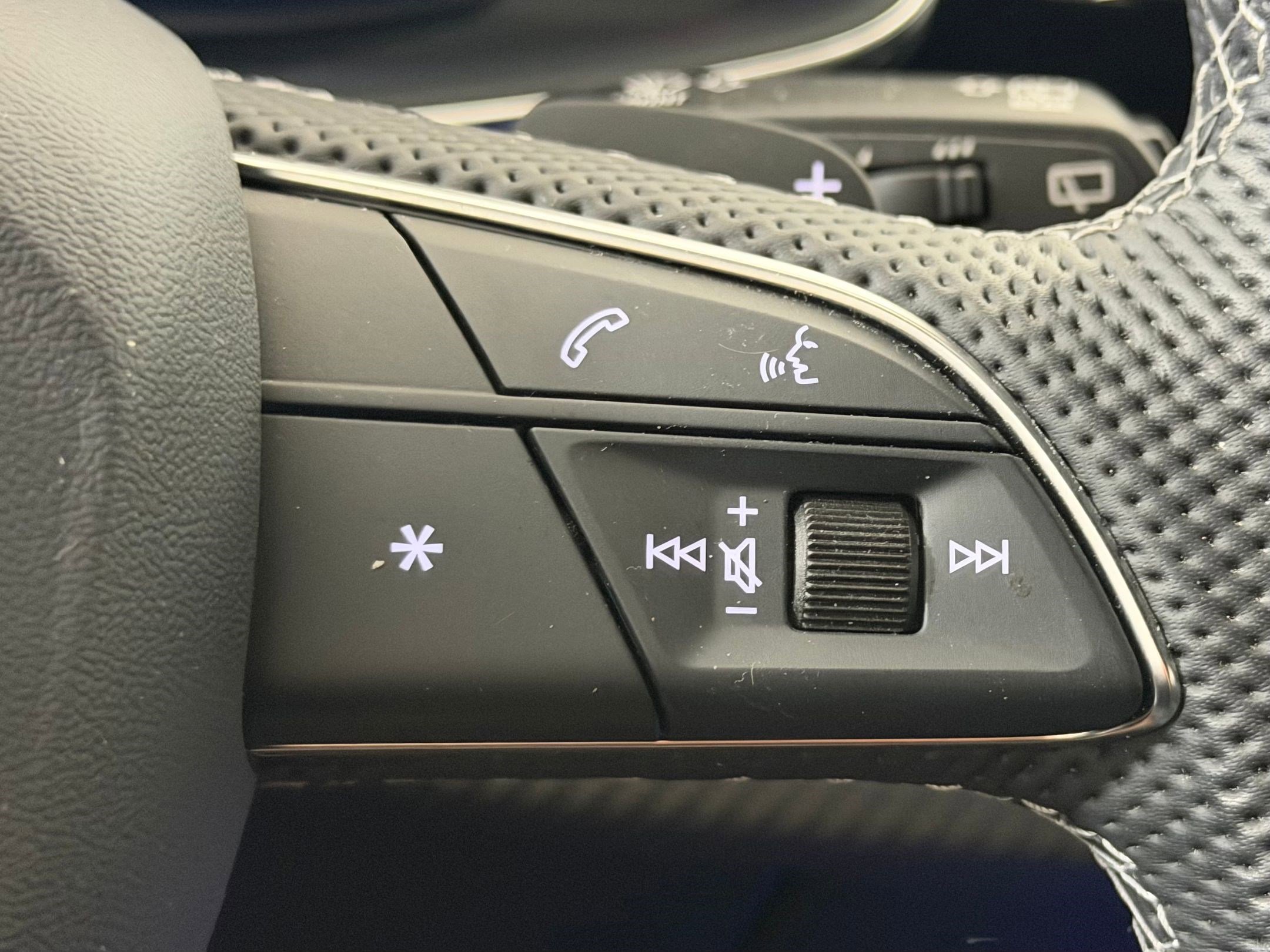 Used 2024 Audi SQ8 Prestige image 29
