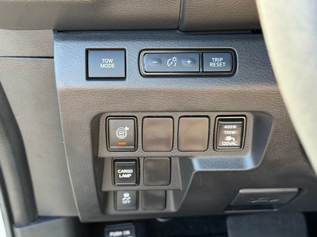 Certified 2025 Nissan Frontier SV w/ SV Convenience Package RWD image 12