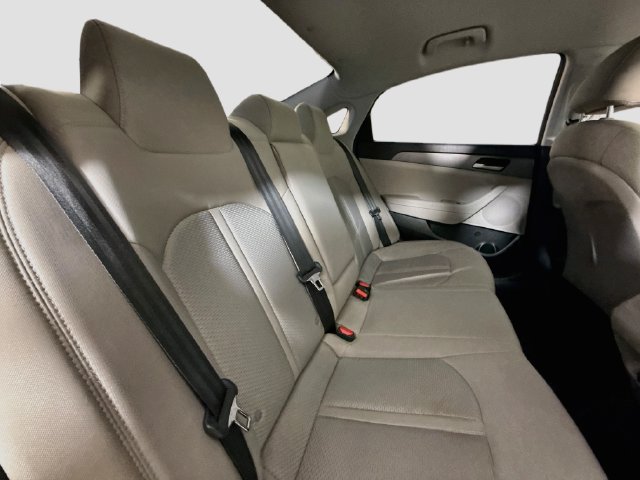 Used 2018 Hyundai Sonata SE FWD image 25
