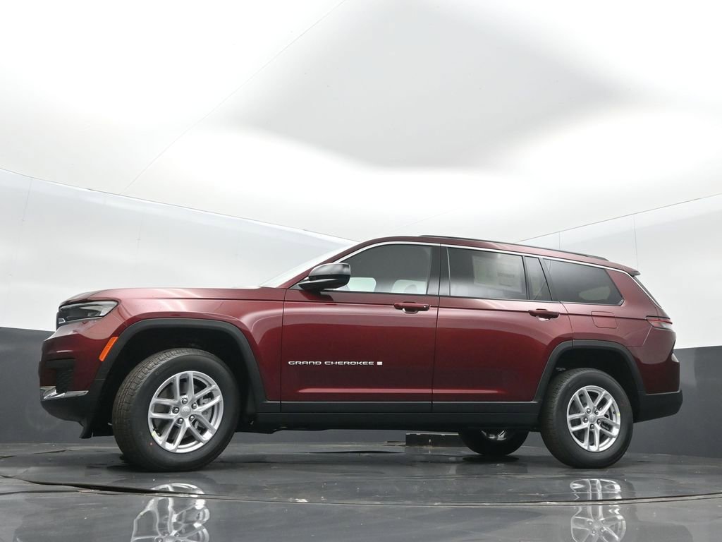 New 2026 Jeep Grand Cherokee L Laredo AWD/4WD image 34