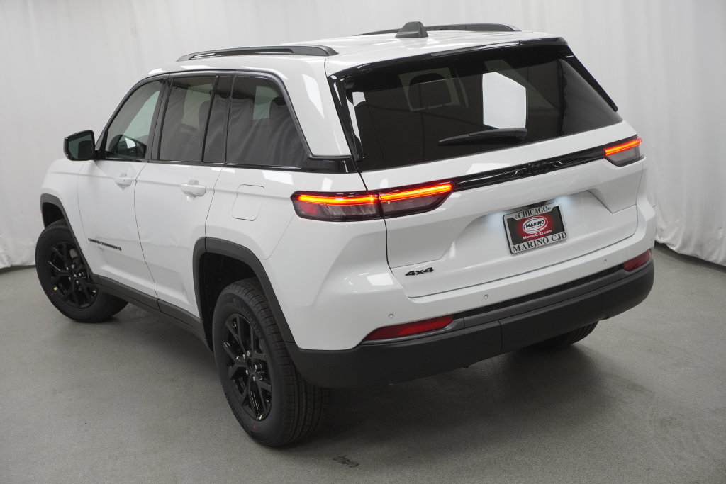 New 2026 Jeep Grand Cherokee Altitude AWD/4WD image 11