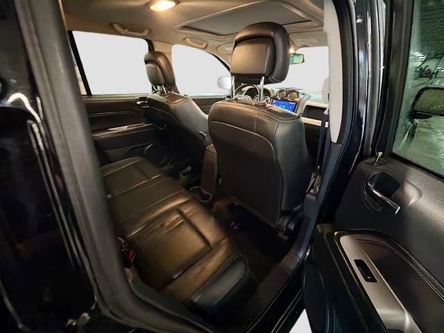 Used 2016 Jeep Compass High Altitude image 24