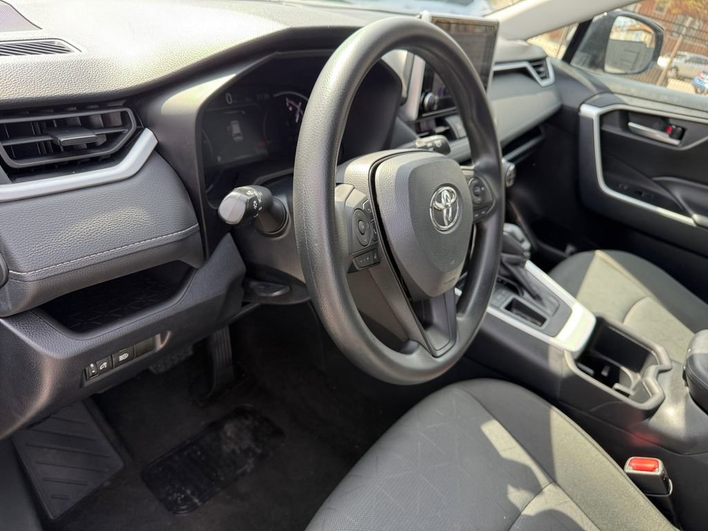 Certified 2024 Toyota RAV4 XLE image 30
