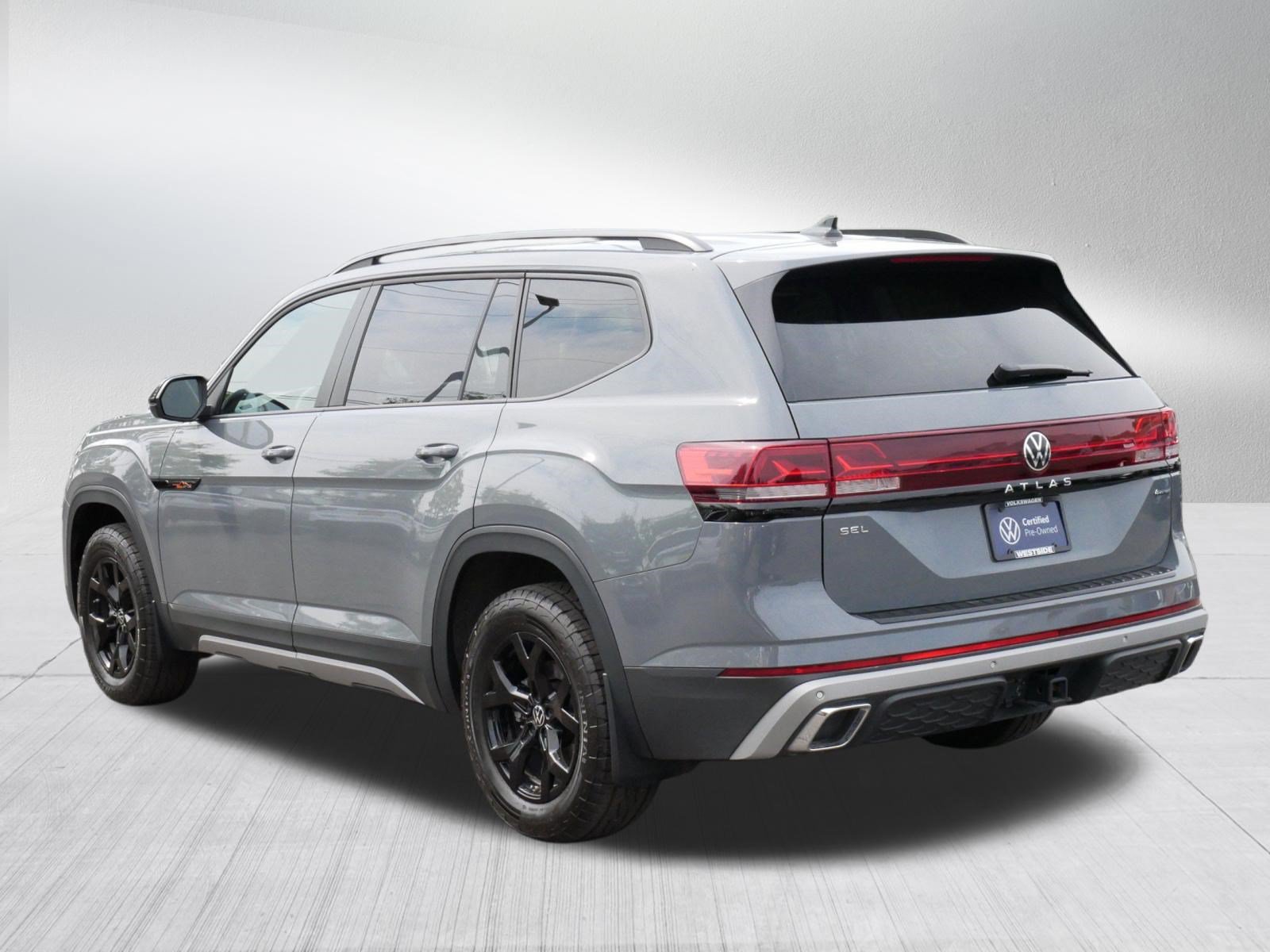 Certified 2024 Volkswagen Atlas Peak Edition SEL AWD/4WD image 5
