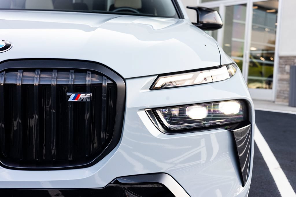Used 2024 BMW X7 M60i w/ Executive Package AWD/4WD image 4