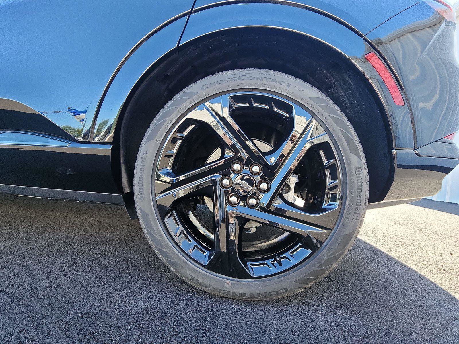 New 2025 Chevrolet Equinox EV RS AWD/4WD image 9