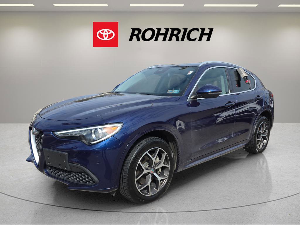 Used 2021 Alfa Romeo Stelvio Ti image 1