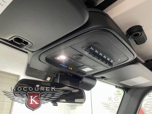 New 2025 Ford Bronco Badlands image 19