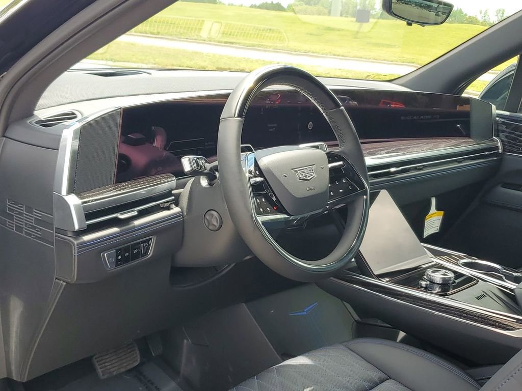 New 2026 Cadillac Escalade IQ Luxury 1 image 10