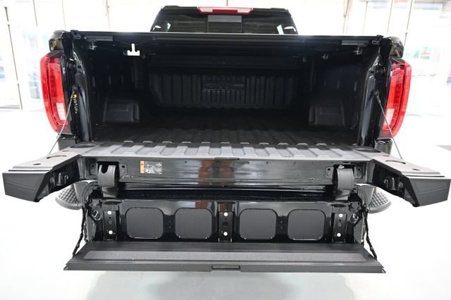 New 2026 GMC Sierra 1500 SLT w/ SLT Premium Plus Package AWD/4WD image 9