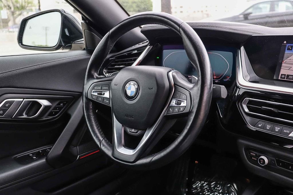 Used 2022 BMW Z4 sDrive30i w/ Driving Assistance Package image 21