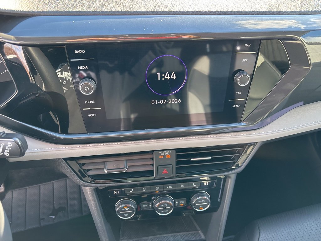 Used 2024 Volkswagen Taos SEL image 21