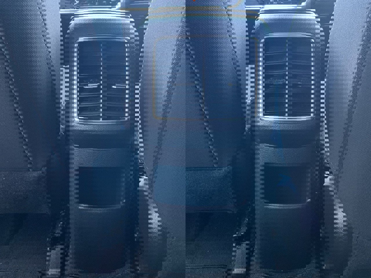 Used 2025 Kia Sportage LX image 19