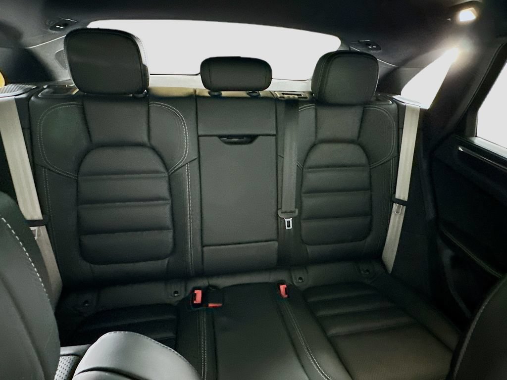 New 2026 Porsche Macan GTS AWD/4WD image 29