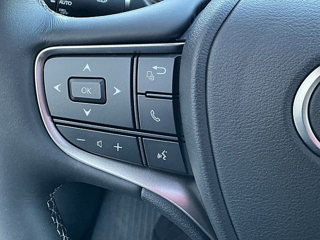 Used 2021 Lexus UX 250h UX 250h image 28