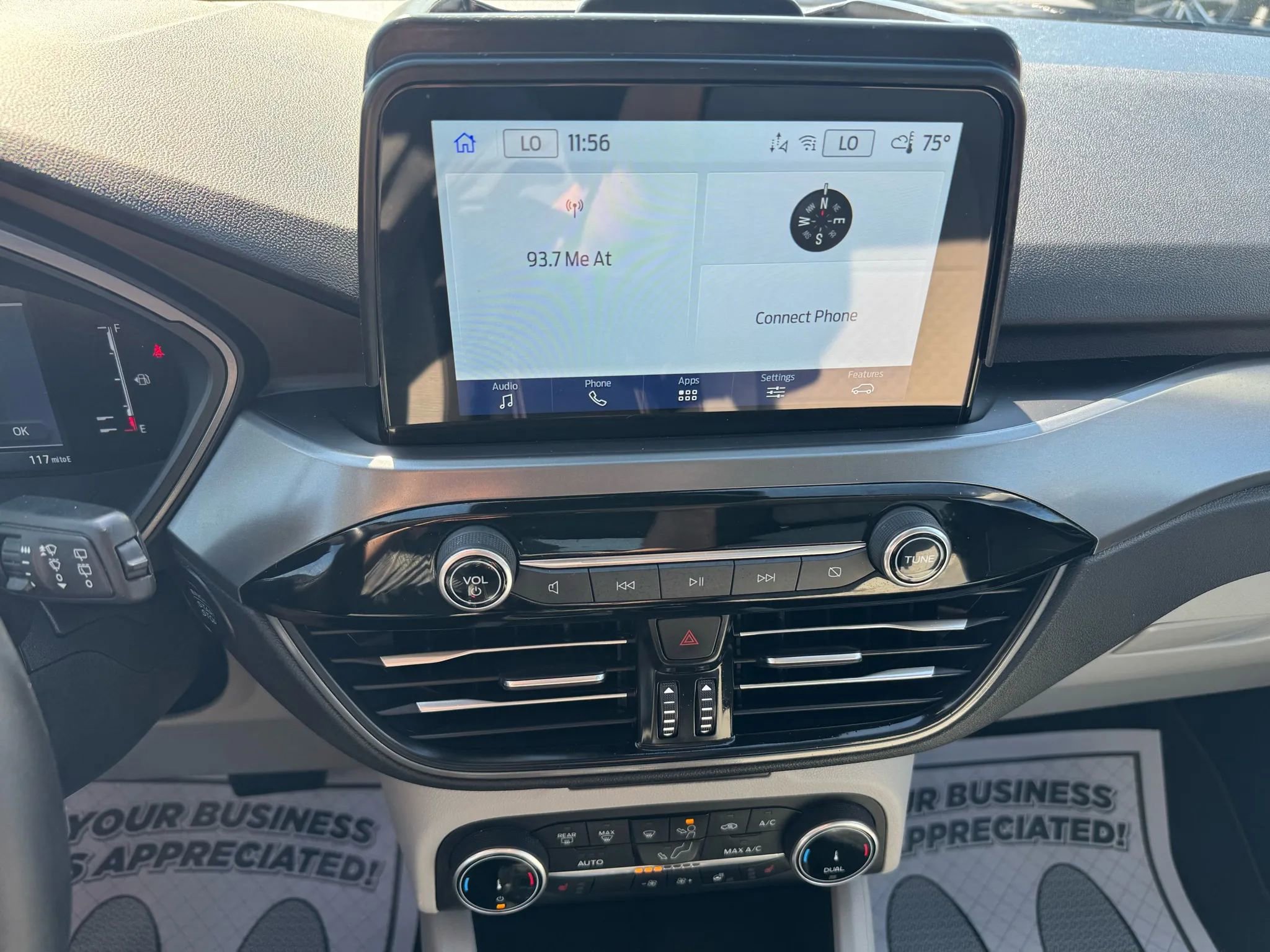 Used 2024 Ford Escape Active w/ Cold Weather Package image 8