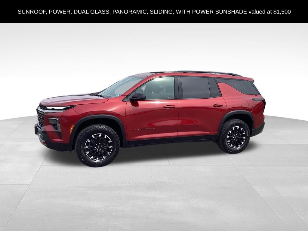 Used 2025 Chevrolet Traverse Z71 w/ Driver Confidence Package image 3