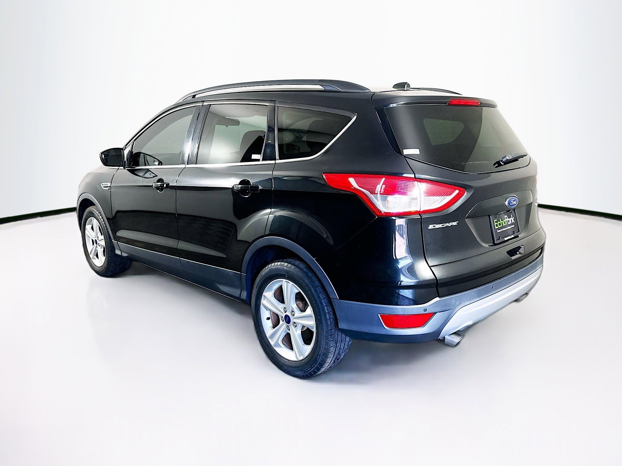 Used 2015 Ford Escape SE w/ Equipment Group 201A image 5