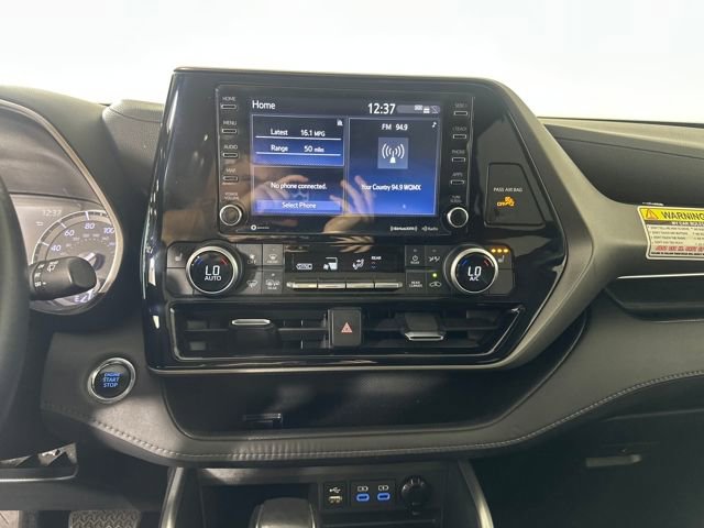 Used 2022 Toyota Highlander XLE image 21